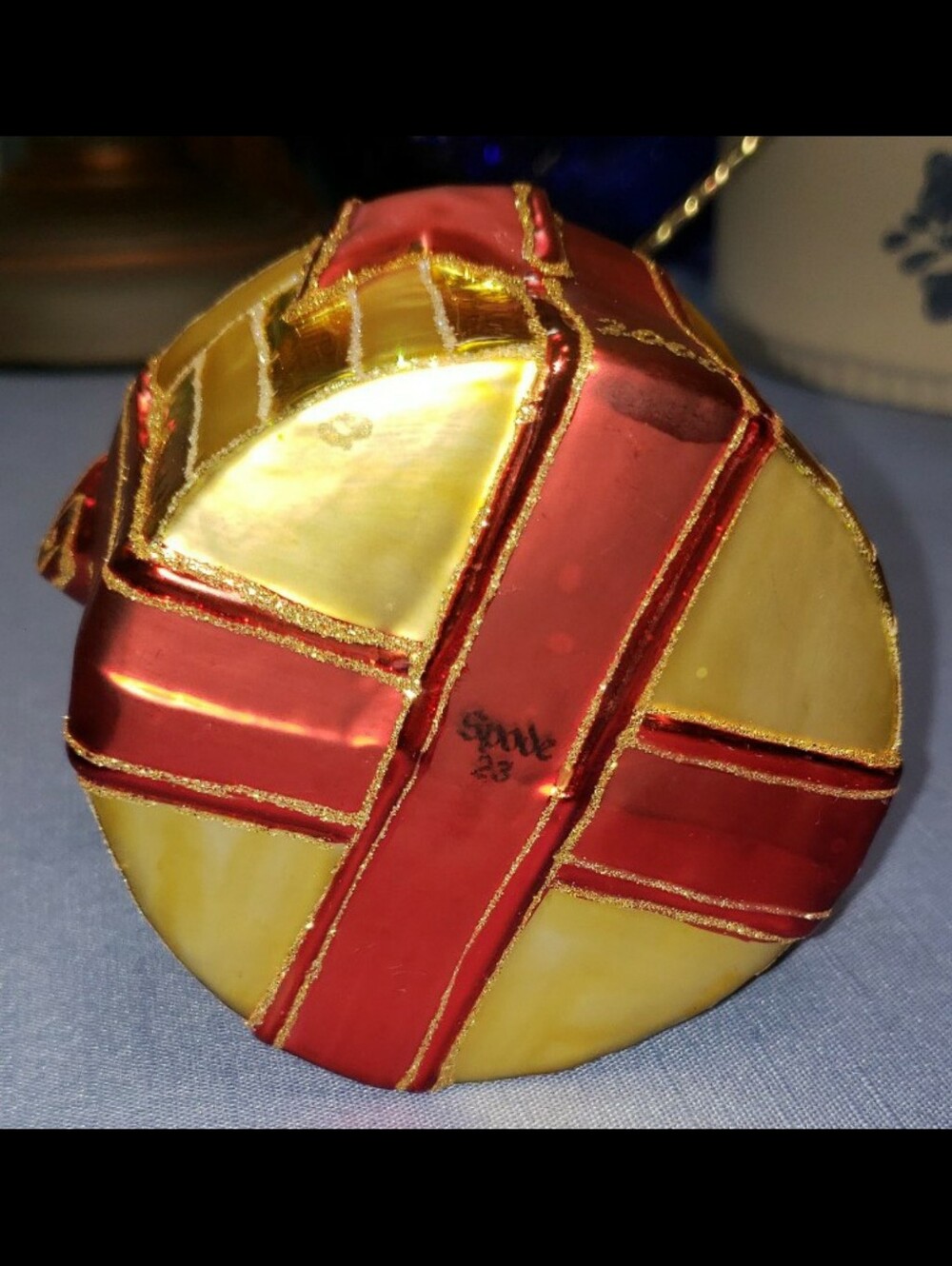 RARE Vtg 2000 Spode Large Blown Glass Gold Box W/ Red Ribbon Christmas Ornament - Picture 9 of 12
